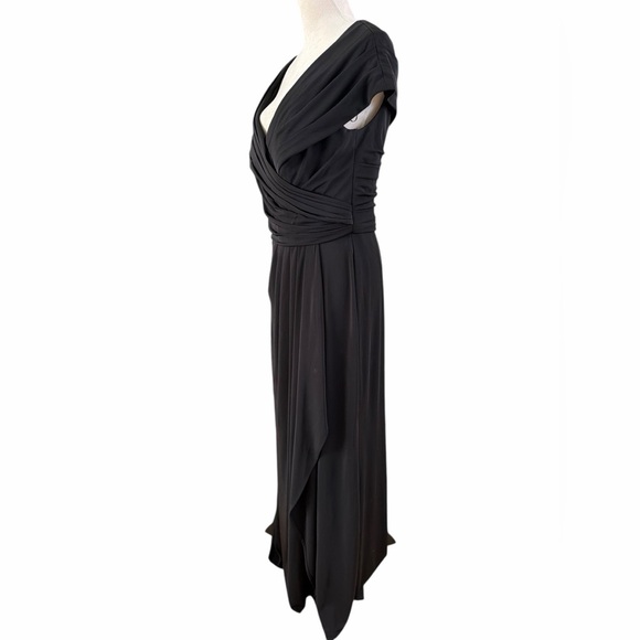 La Femme Ruched Jersey Long Gown with V-neckline black Dress - Picture 6 of 11